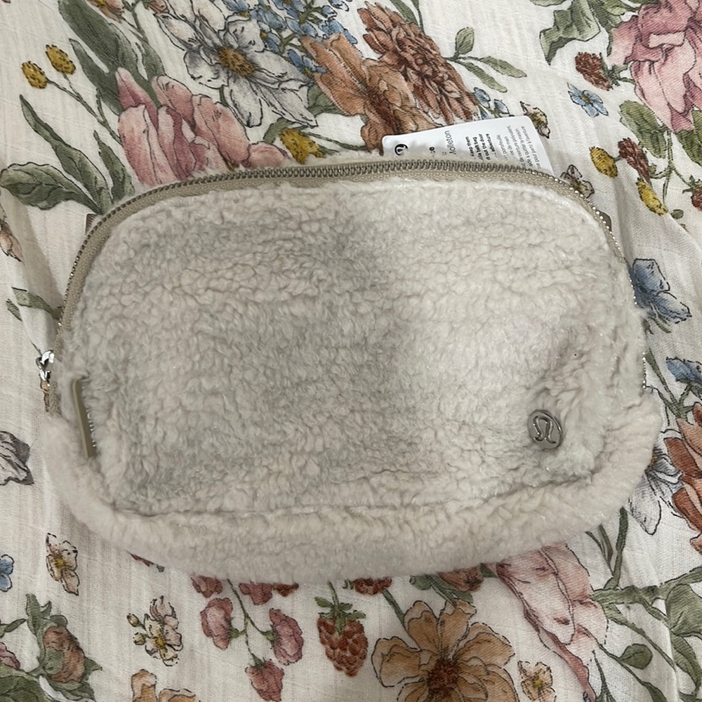 Lululemon Ivory Fleece Belt Bag